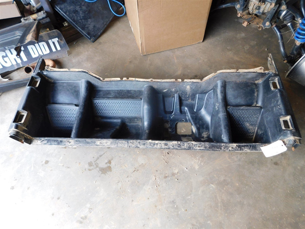 1-09 MUV700 Firewall Plastic