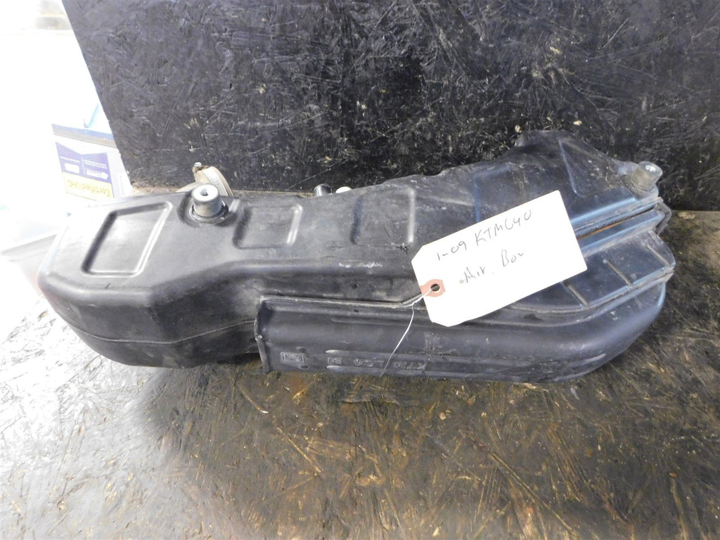 2009 KTM 690 smc Airbox