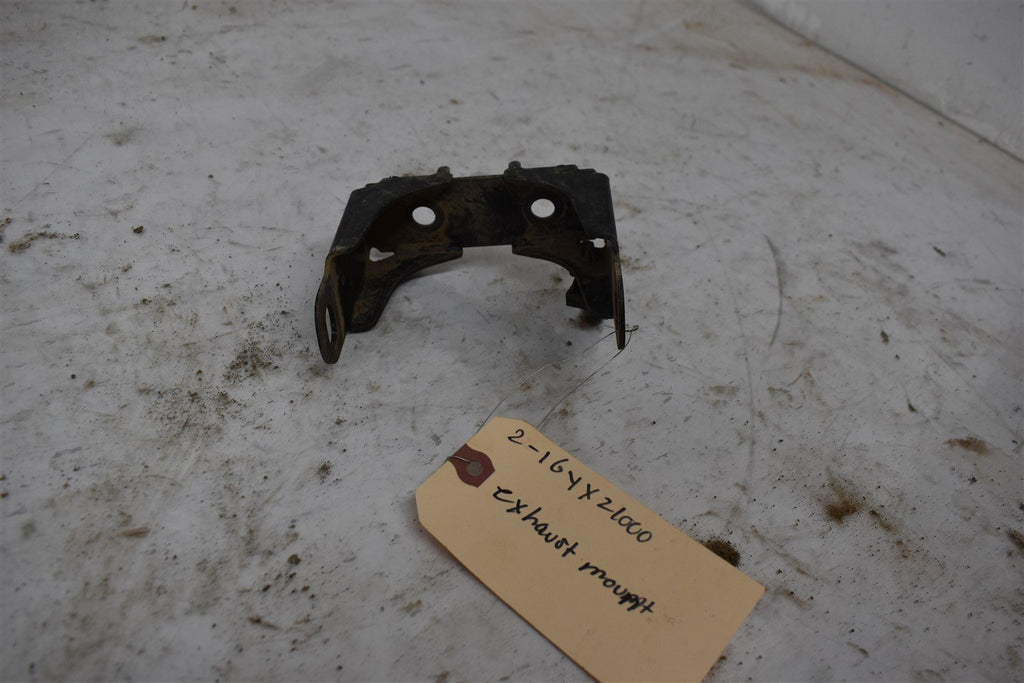 2016 Yamaha YXZ 1000R Exhaust Mounting Bracket