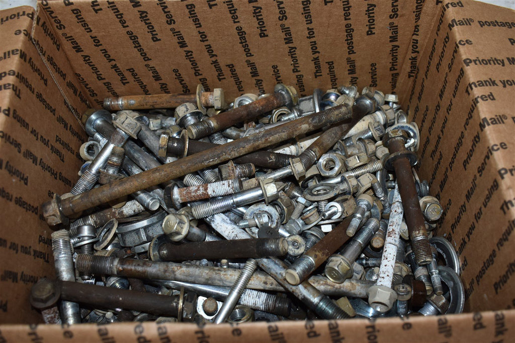 2016 Yamaha YXZ 1000R Bolts Lot