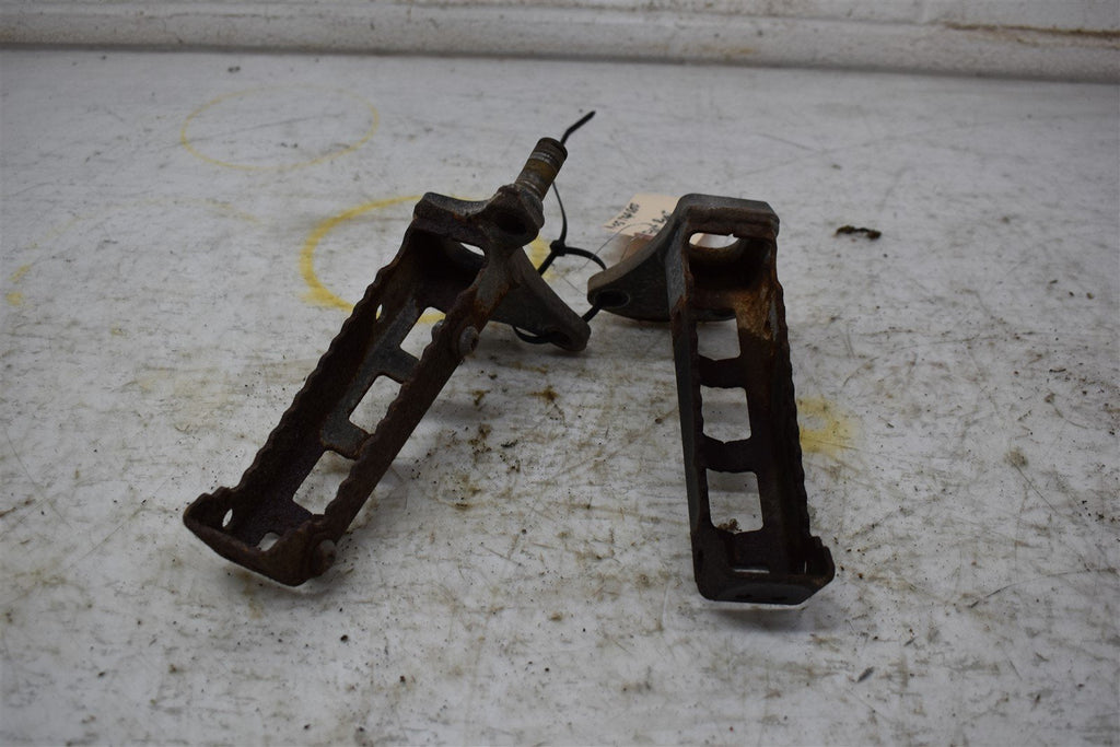 2005 Yamaha Raptor 660 Foot Pegs 5LP-27421-10-00