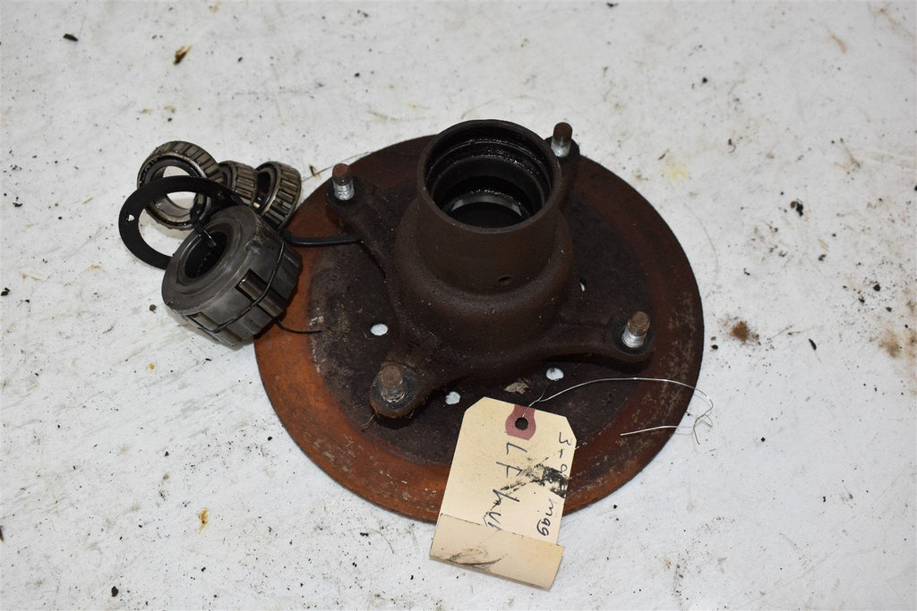 1995 Polaris Magnum 425 4x4 Left Front Wheel Hub 1520182