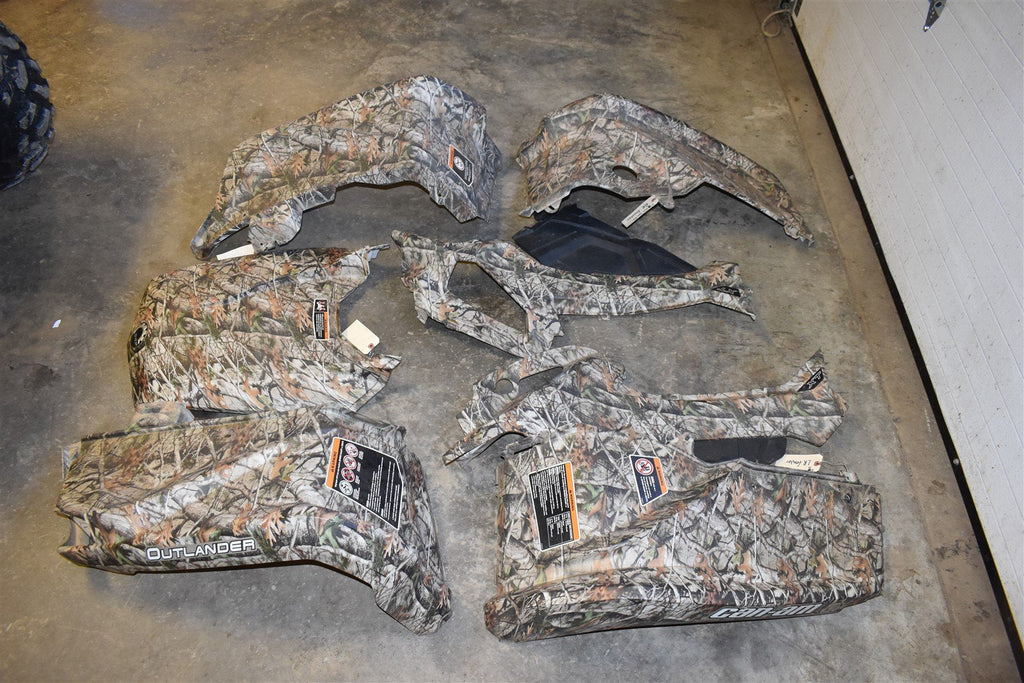 2015 Can-Am Outlander 500XT Fenders / Plastics Camo