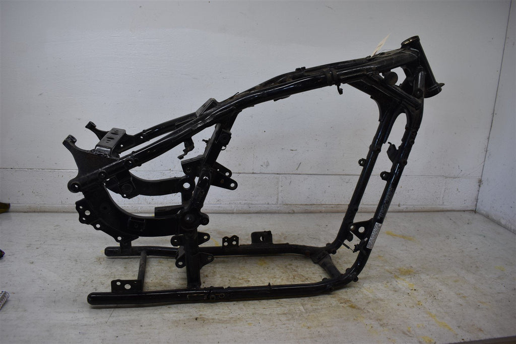 2007 Suzuki Boulevard 800 Frame 41100-41F32-019