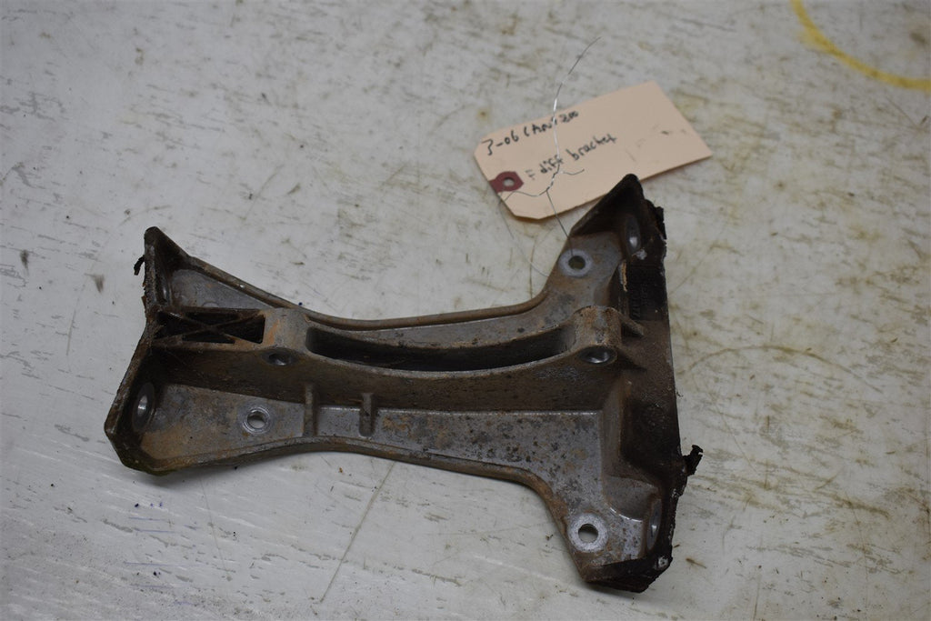2006 Can-Am Outlander 800 XT Front Upper Arm Bracket 706200476