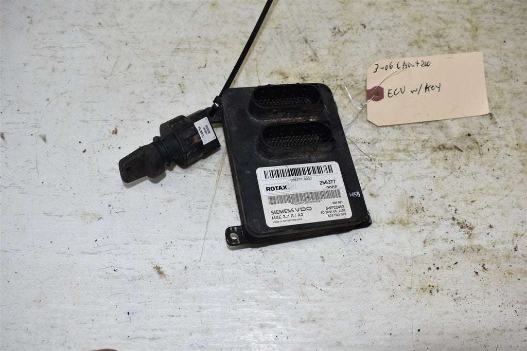 2006 Can-Am Outlander 800 XT ECU / Key 420266374