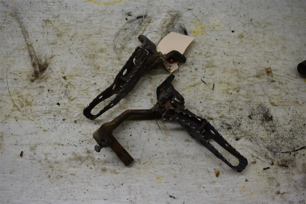 1985 Honda ATC 250 SX Foot Pegs 50630-HA0-000 , 50640-HA0-000
