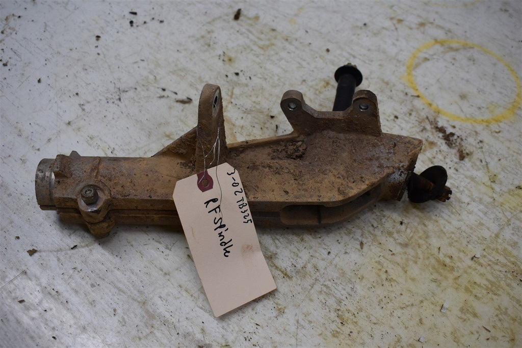 2002 Polaris Trail Boss 330 Right Front Spindle 5131040