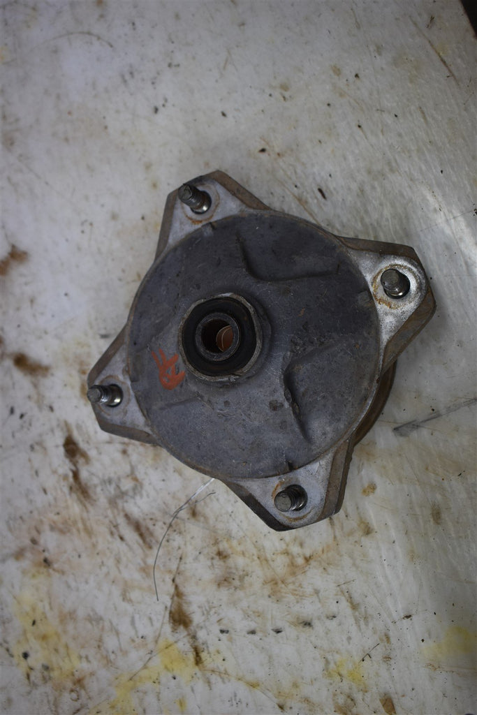 1993 Yamaha Timberwolf 250 Right Front Wheel Hub 2XJ-25111-00-00