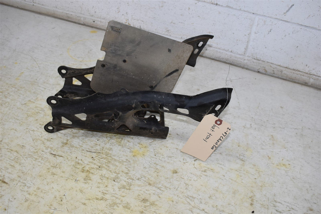 2007 Can-Am Outlander 500 XT 4x4 Battery tray Support 705201445